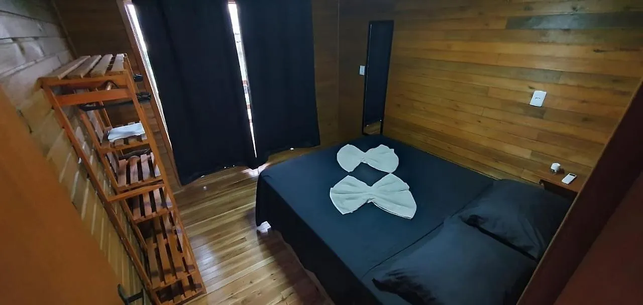 Semesterbostad Lindos Bangalos A Beira Da Lagoa Com Hidromassagem Lareira E Churrasqueira Individual E Cozinha Completa Imbituba  Brasilien